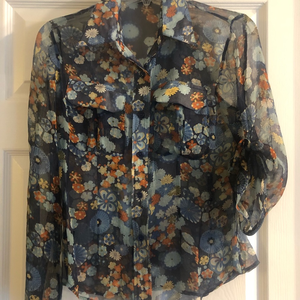 💯 % Silk chiffon blouse